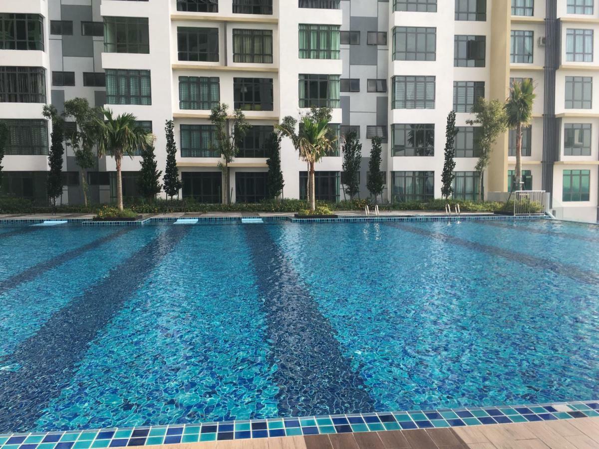 Arc Austin Hill Apartment 新山 外观 照片
